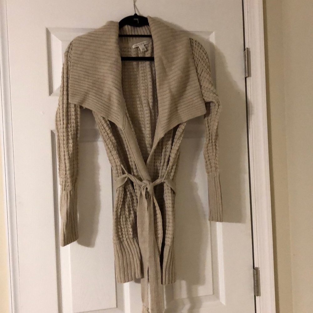 LAST CHANCE - Banana Republic Cardigan